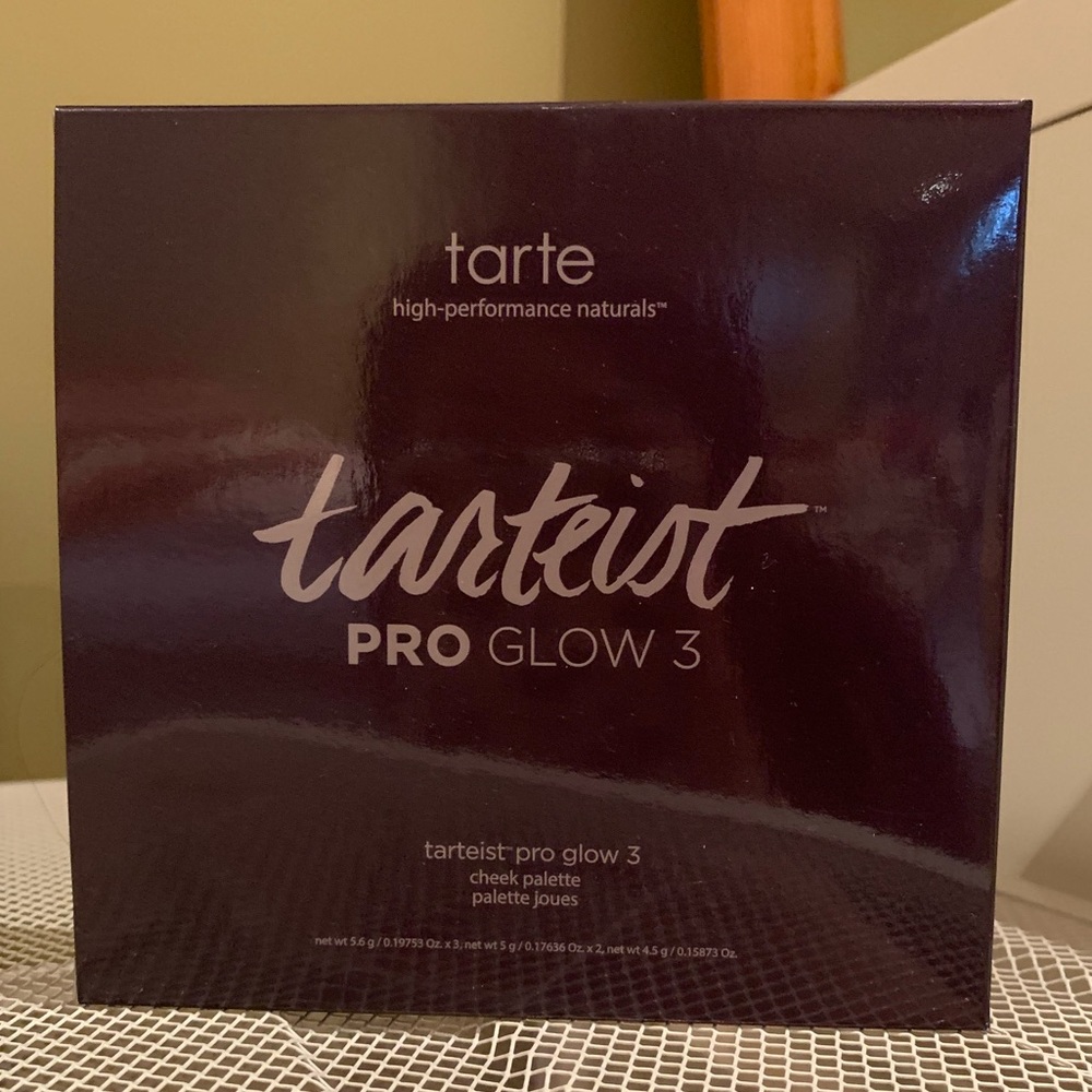 BNIB Tarteist Pro Glow 3
